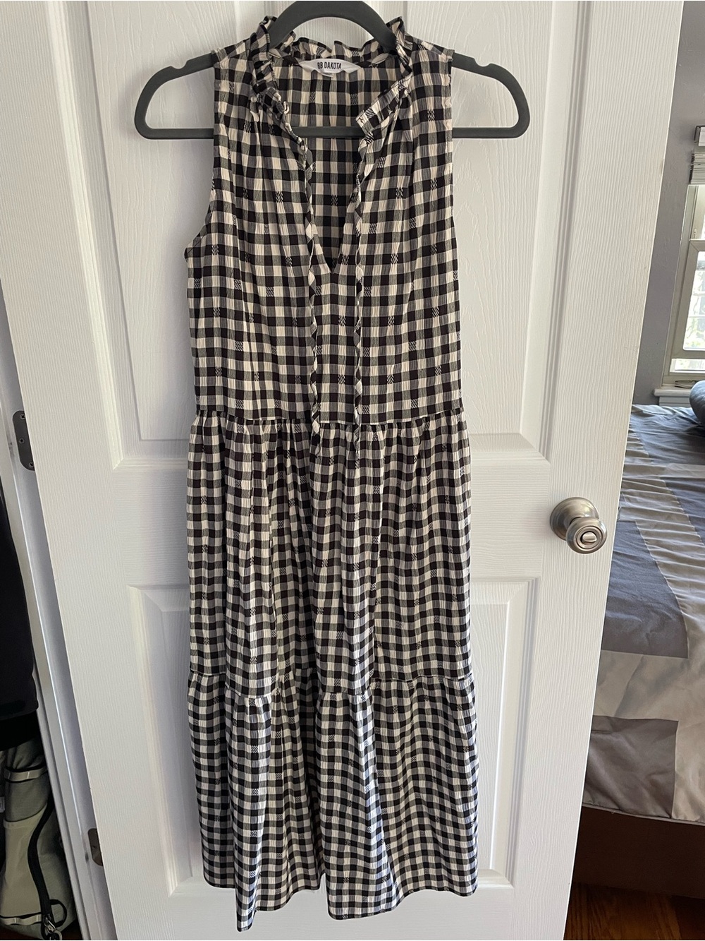 BB Dakota Black and White Gingham Sleeveless Midi Dress Medium